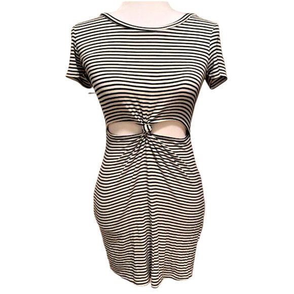 Brigitte Bailey Dresses & Skirts - Short Sleeve Striped Minidress Cutout Dress Size Small Brigitte Bailey